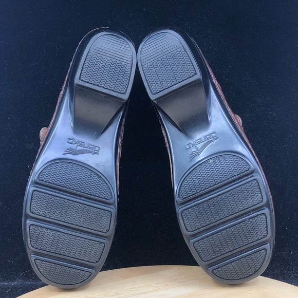 Dansko SOLSTICE Brown Leather Button Strap Professional Clogs Sz 41 / 10.5-11 - Picture 7 of 9